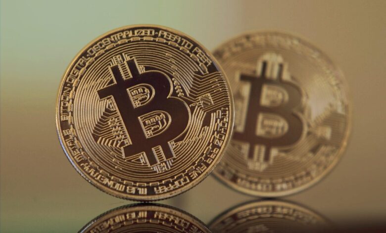 bitcoin, cryptocurrency, btc, currency, future, money, payment, krypto, finance, coin, two, business, gold, fortune, property, cryptocurrencies, speculation, investment, blockchain, bitcoin, bitcoin, bitcoin, bitcoin, bitcoin, cryptocurrency, krypto